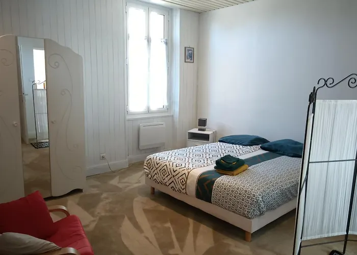 Apartment Chez Karine A *